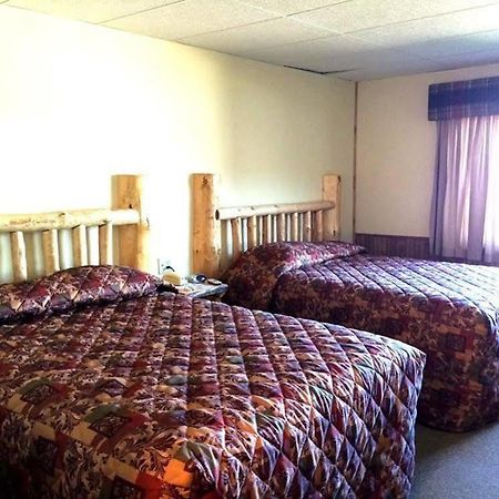 Sportsman'S Lodge バウデット エクステリア 写真